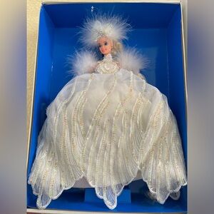 NIB 1994 Enchanted Seasons Snow Princess Barbie